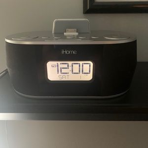 iHome Stereo System with Duel Alarm FM Clock Radio